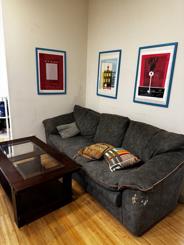 Ann Arbor House: 1556 Jones Drive
