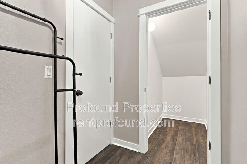 Beaverton Condo: 9542 SW 153rd Avenue