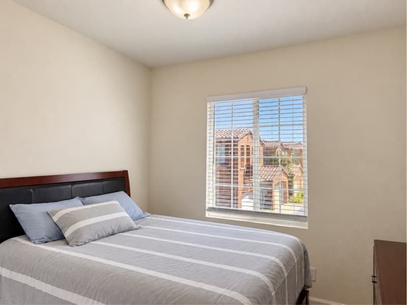 San Diego Condo: 6108 Alida Row