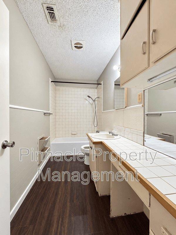 San Angelo House: 201 Paint Rock Rd