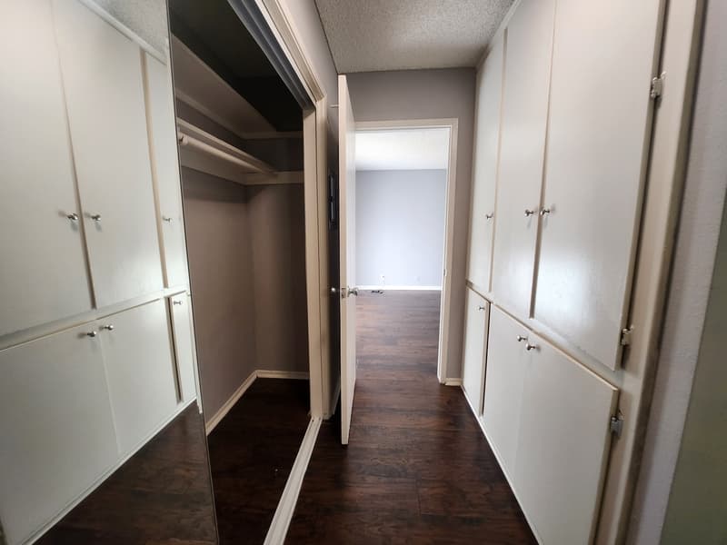 Los Angeles Condo: 123 South Catalina Street - 216