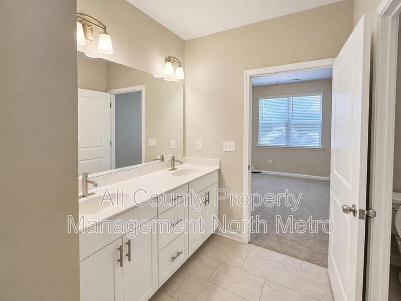Johns Creek Townhome: 490 Tall Pines Terrace