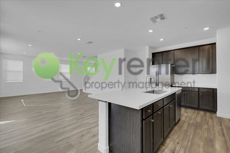 Plumas Lake House: 2061 Hesperian Drive