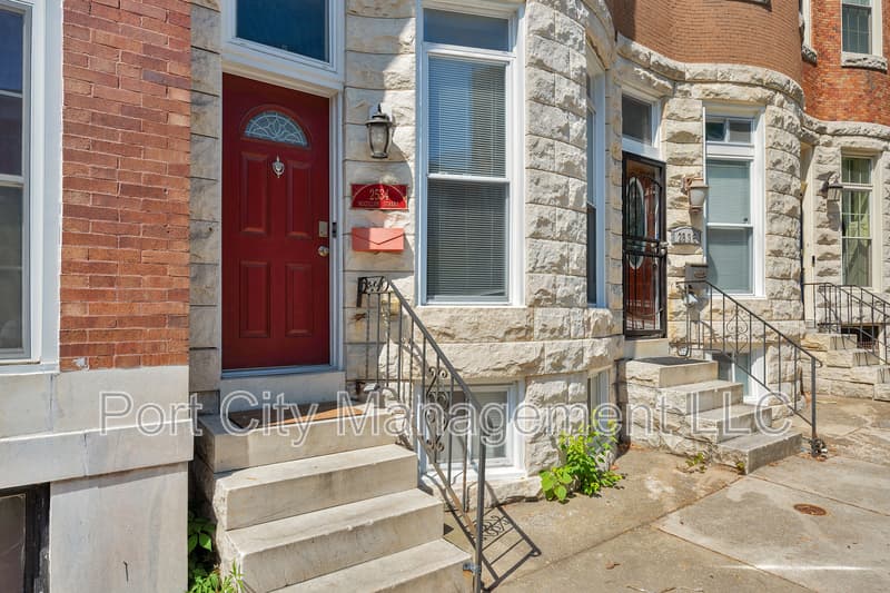 Baltimore Townhome: 2534 McCulloh Street