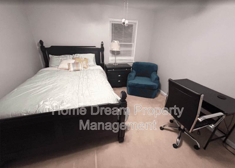 Fredericksburg House: 1401 Bragg Road A1