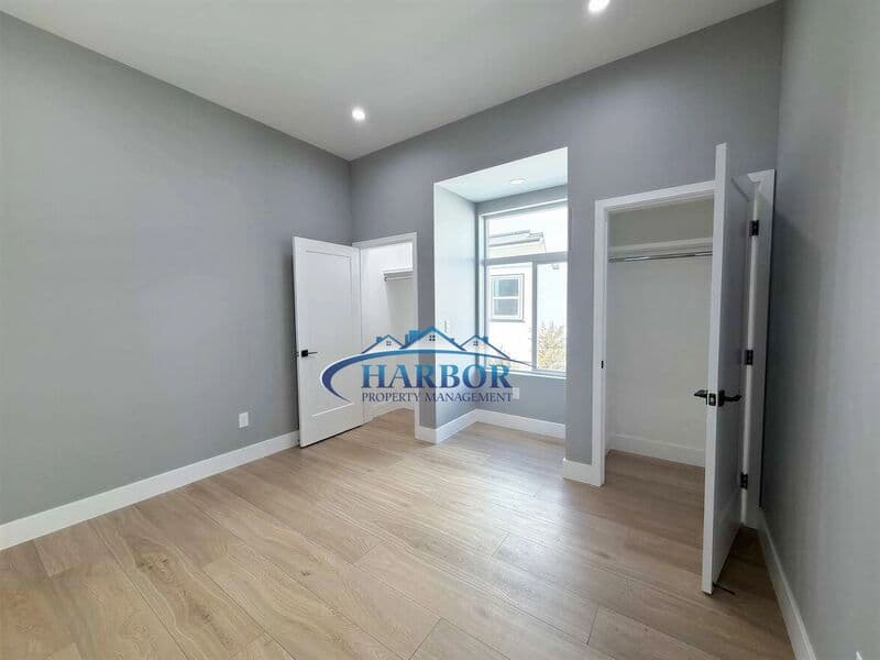 Torrance House: 2126 W 238th Street