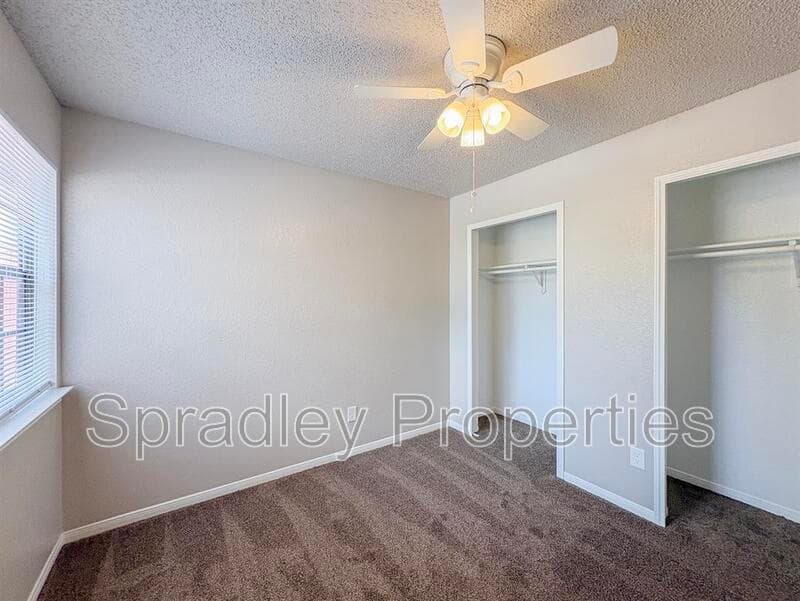 Temple House: 4801 Stone Ridge Dr