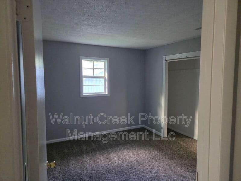Elyria Condo: 41547 Elmwood St