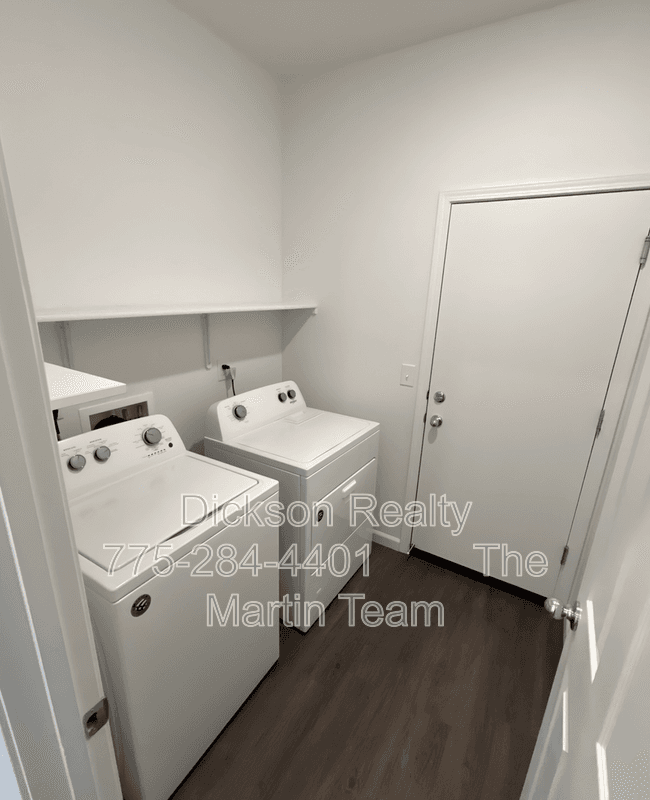 Reno House: 9629 Nautical Mile Road