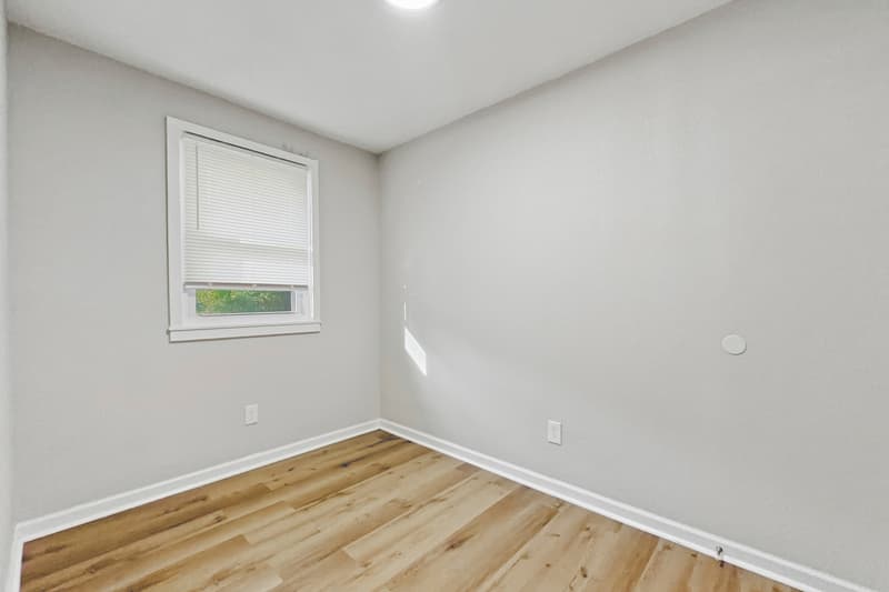 Oak Ridge Condo: 295 South Benedict Avenue