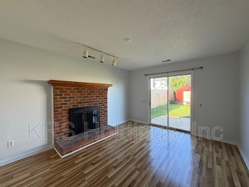 Virginia Beach House: 2005 Falls Church Ct