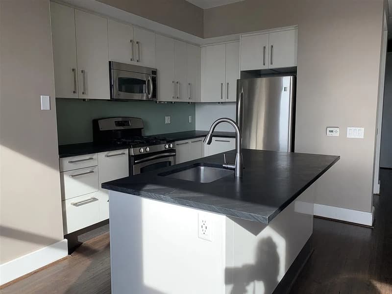 Jersey City Condo: 4 Beacon Way