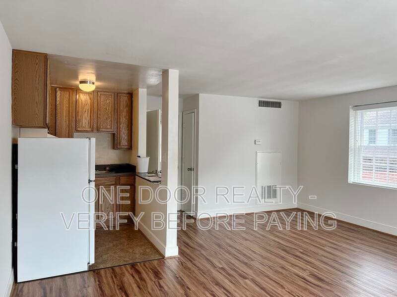 Williamsburg Condo: 732 Scotland Street