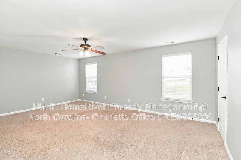 Waxhaw House: 3007 Fallondale Rd