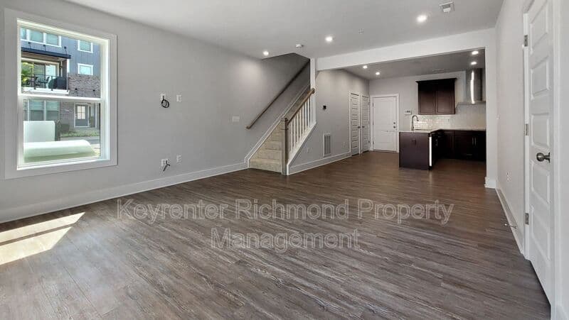 Henrico Condo: 109 Old Charles St