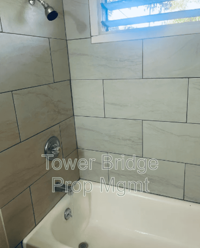 Sacramento House: 5936 41st Street