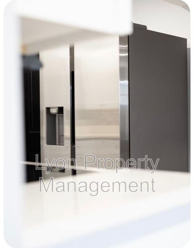 Providence Condo: 20 Westcott Ave