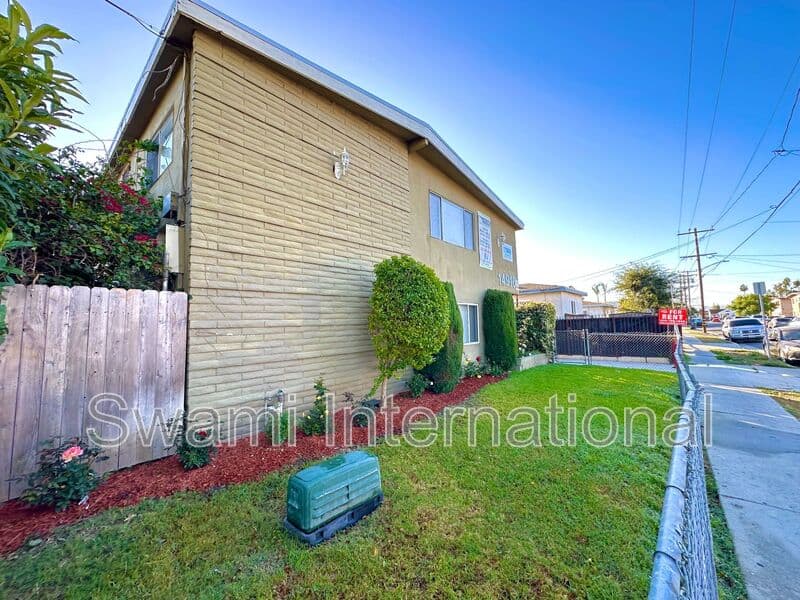 Gardena Condo: 14910 Chadron Avenue