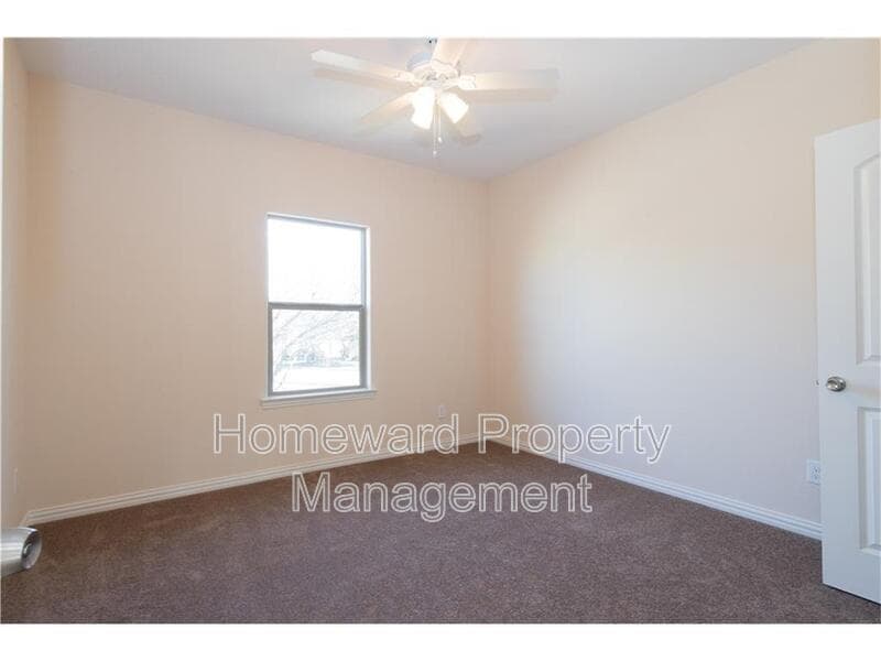 Irving House: 4004 Hanaa Court
