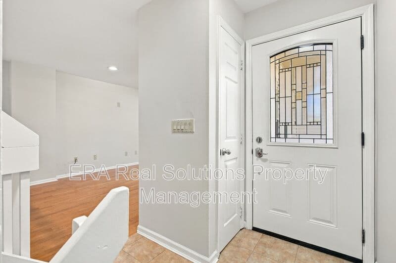 Cincinnati House: 2126 Gilbert Ave.