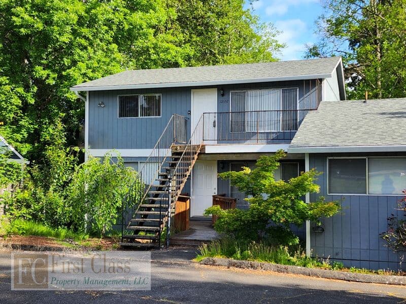 BEAVERTON Condo: 10337 SW LAUREL RD