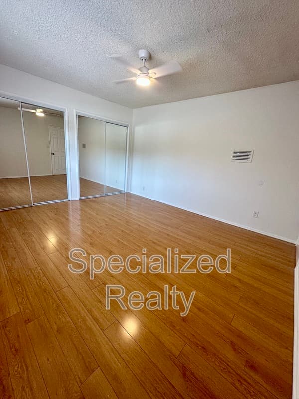 Glendale Condo: 504 Hill Drive