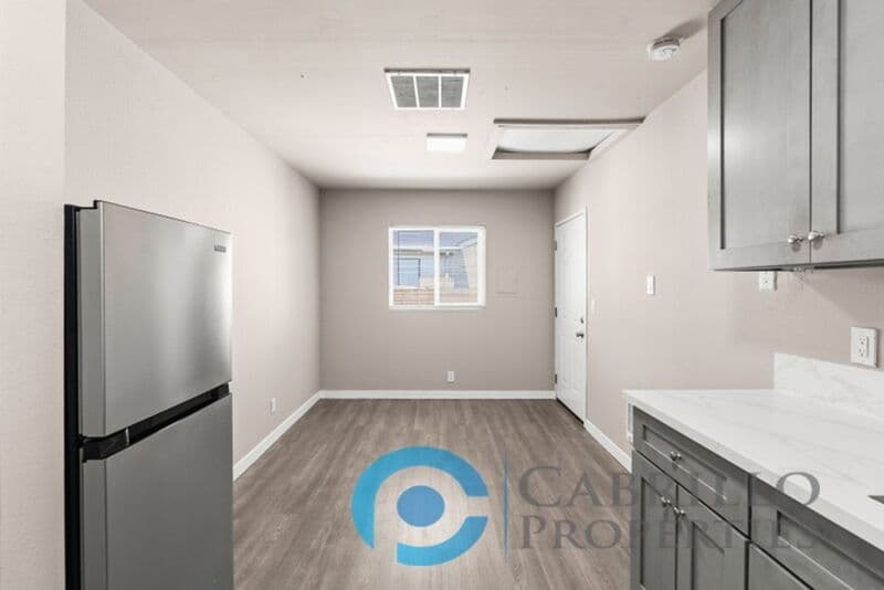 San Diego Condo: 4423 52nd Street