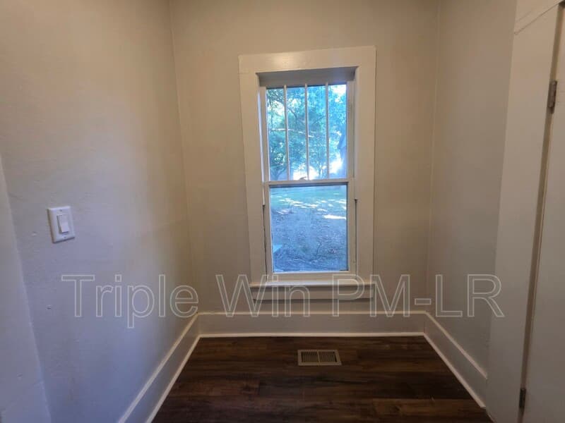 Morrilton House: 609 North Morril Street