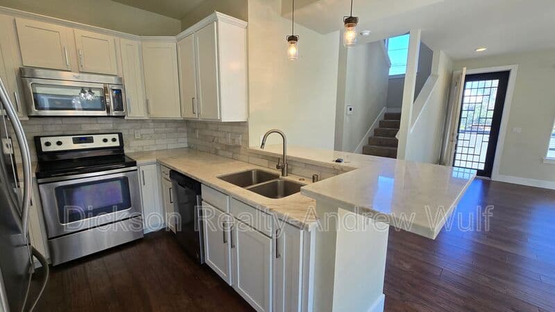 Reno House: 711 Roberts Street