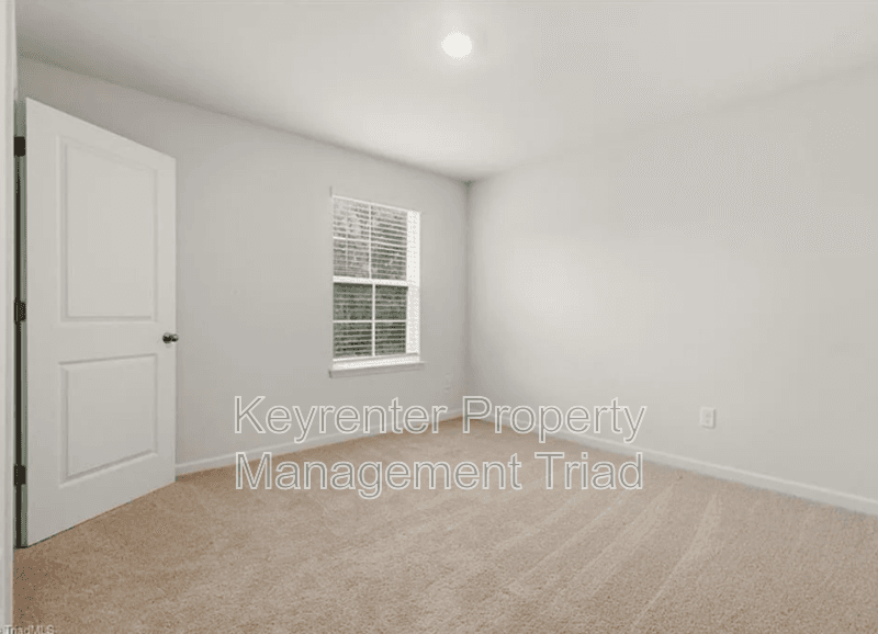 Greensboro House: 7448 Buckpasser Dr