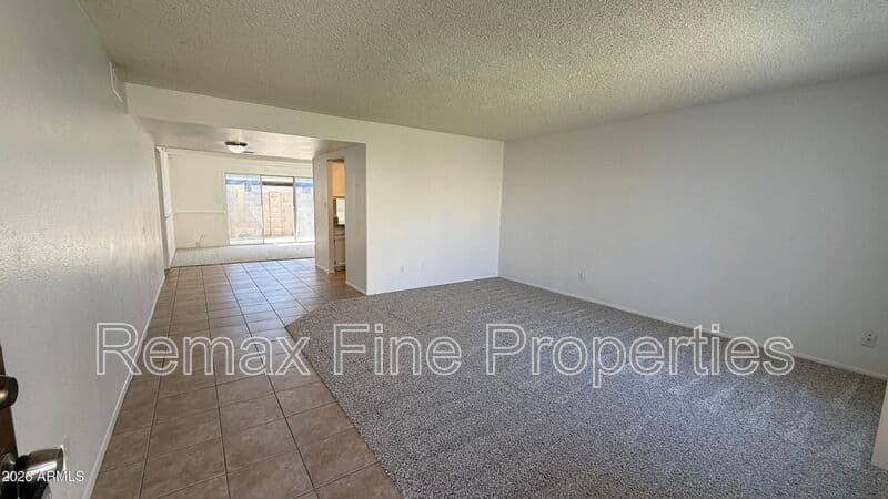 Glendale House: 5701 N 44th Avenue