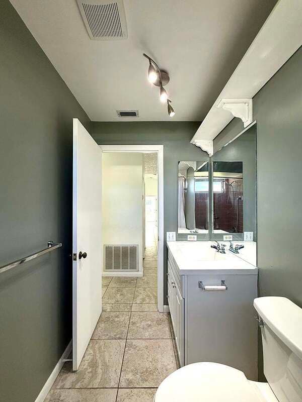 Hudson House: 13636 Dunwoody Court