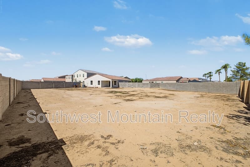 Coolidge House: 1333 W Pima Avenue