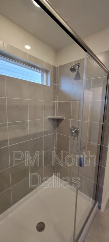 Fort Worth House: 2633 Oneida Lane