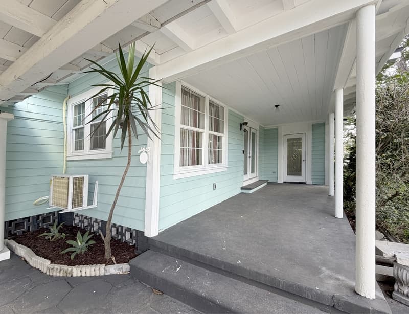 Bradenton House: 1812 12th Avenue West