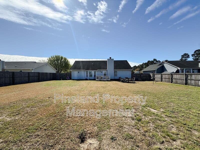 Raeford House: 301 Buckeye Drive