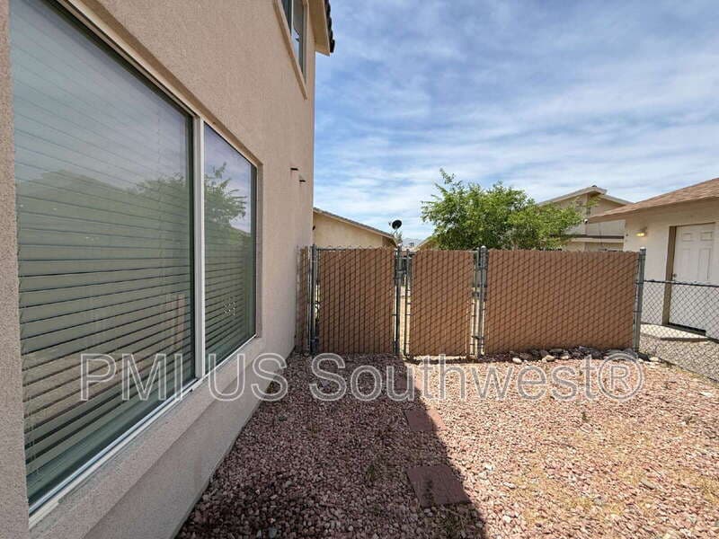 Bullhead City Condo: 384 Anna Cir