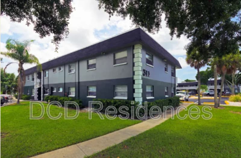 Clearwater Condo: 311 S Betty Lane