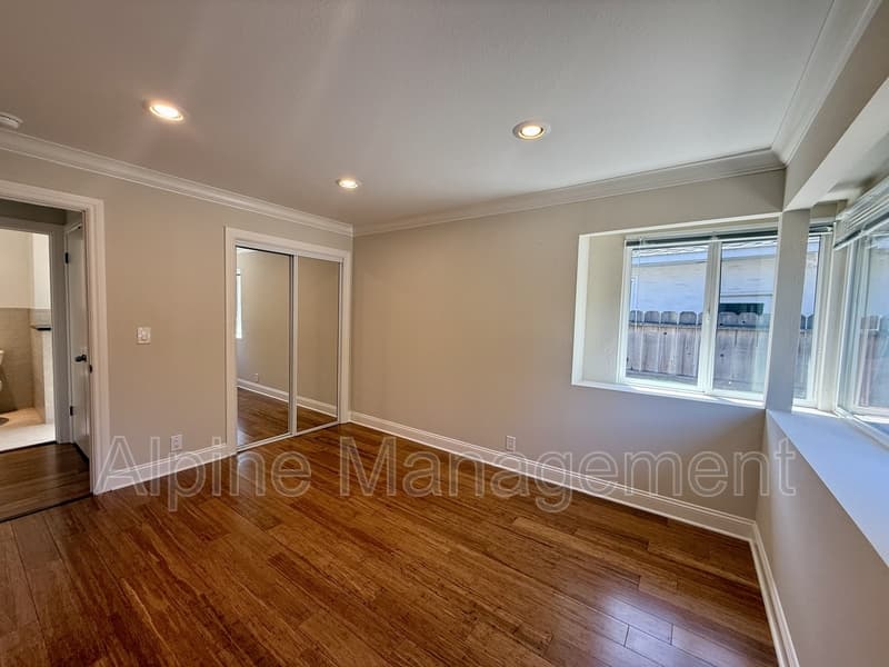 Burlingame House: 2917 Arguello Drive - Main