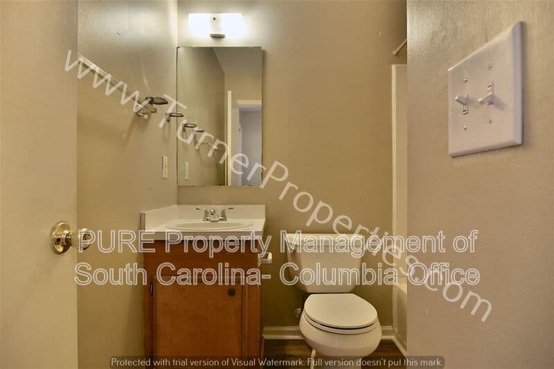 Columbia House: 3800 Plowden Rd
