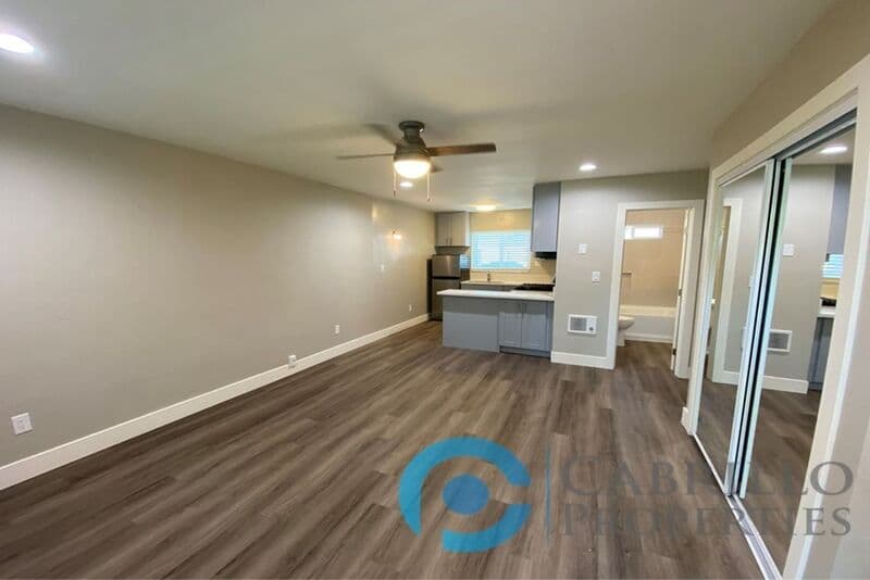 San Diego Condo: 4733 Utah Street