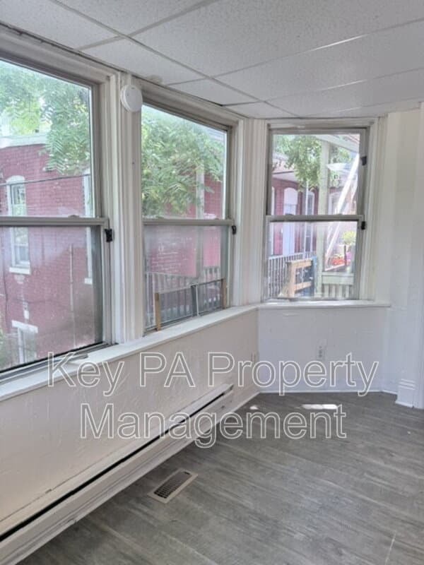 York Condo: 553 W King St