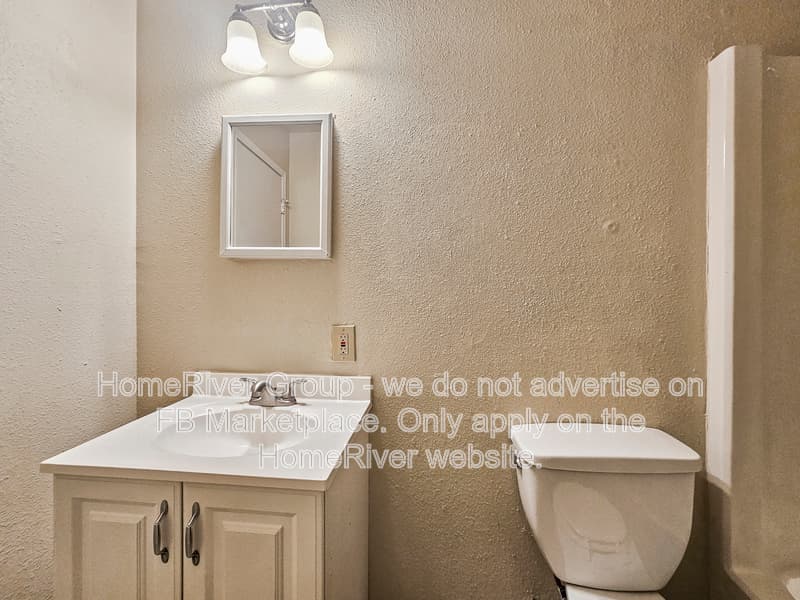 San Antonio House: 810 W Olmos Dr