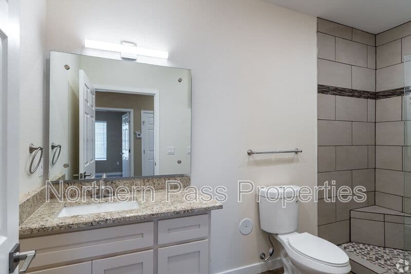 El Paso Condo: 9779 McCombs
