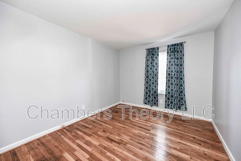 Springfield Condo: 5910 Prince James Dr