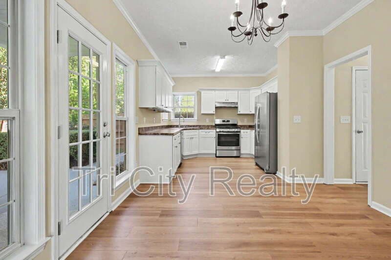 Sharpsburg House: 75 Sycamore Way