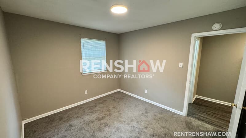 Memphis House: 1072 S Willett St