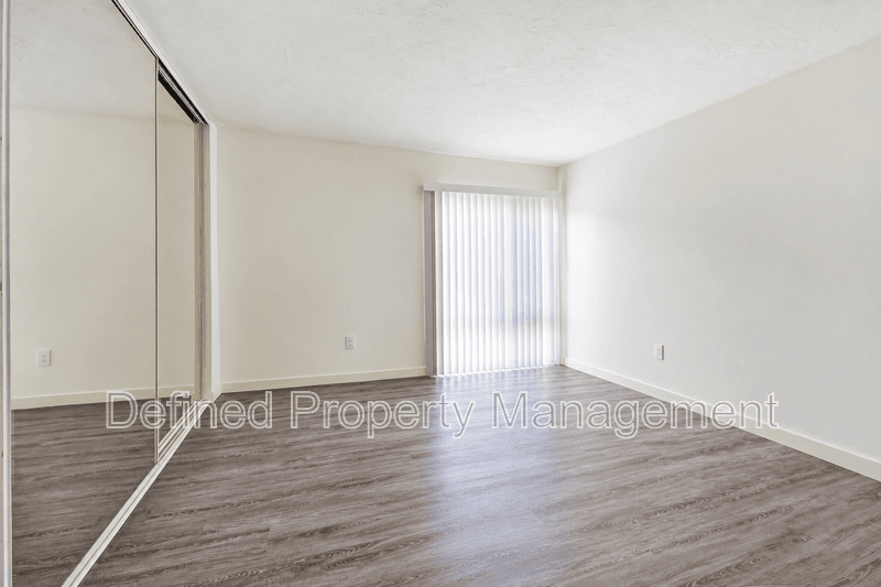 Sherman Oaks Condo: 4600 WILLIS AVE