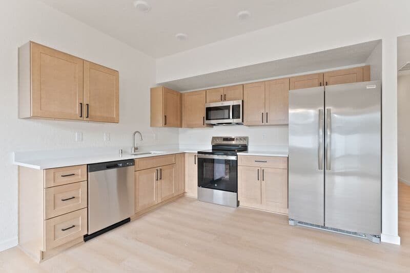 Spokane Valley Condo: 19304 East Sprague Avenue - 1