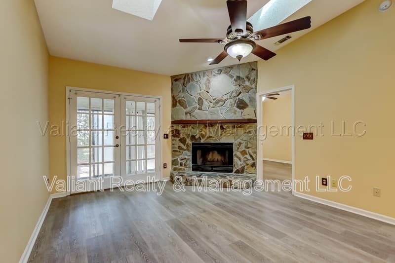 Jacksonville House: 3476 Raymur Villa Drive